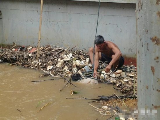 中国12名船员在泰国境内遭劫持杀害 1人失踪