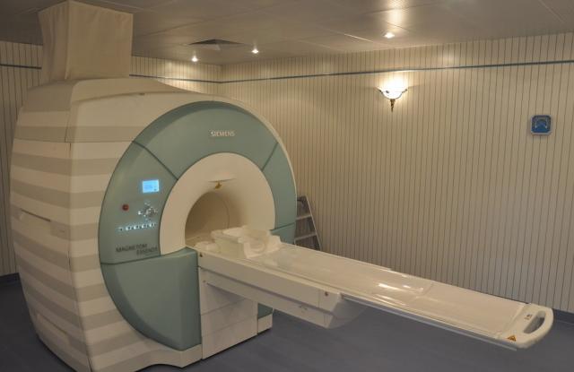 PET-CT_看图王.jpg