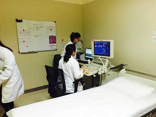 关爱女性健康,名医主刀与公益同行