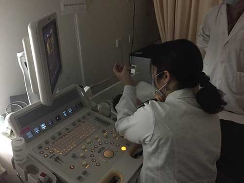 关爱女性健康,名医主刀与公益同行